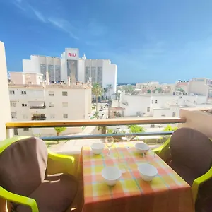 https://apartment-cala-de-nerja-spainsunrentals.1costadelsol.com